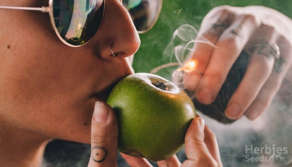 Smoking Out of an Apple